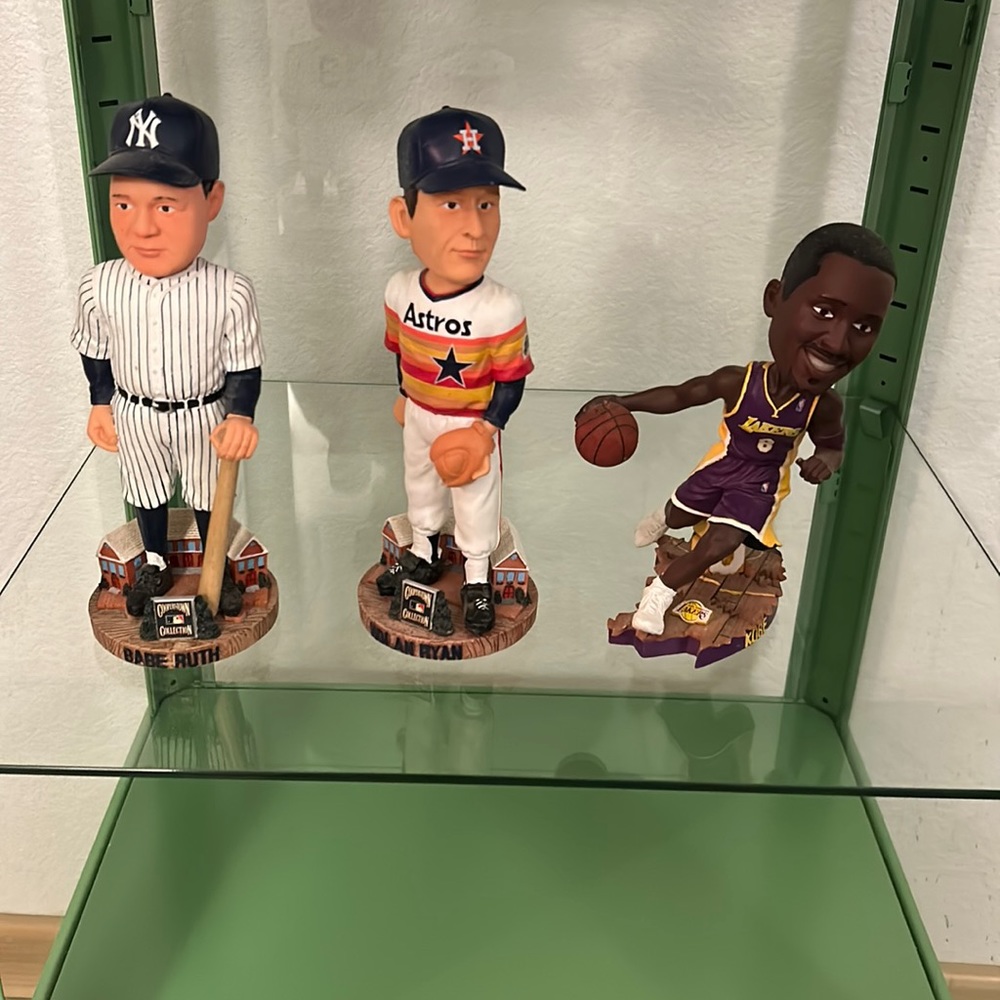 Set of bobble heads KOBE BRYANT, BABE RUTH, NOLAN RYAN COLLECTIBLES